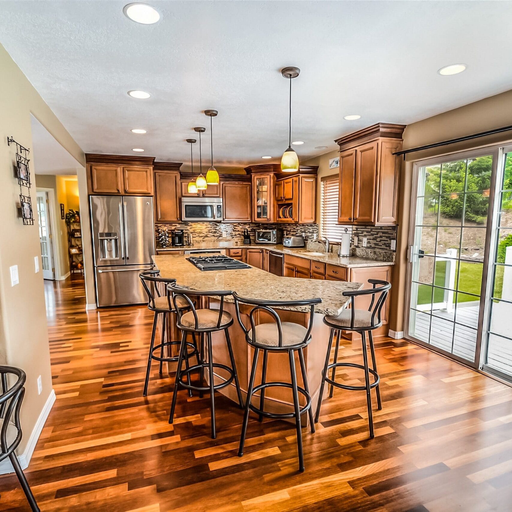 appliances-architecture-ceiling-534151