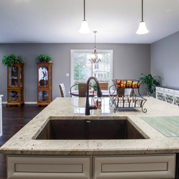 cabinets-contemporary-counter-1504025